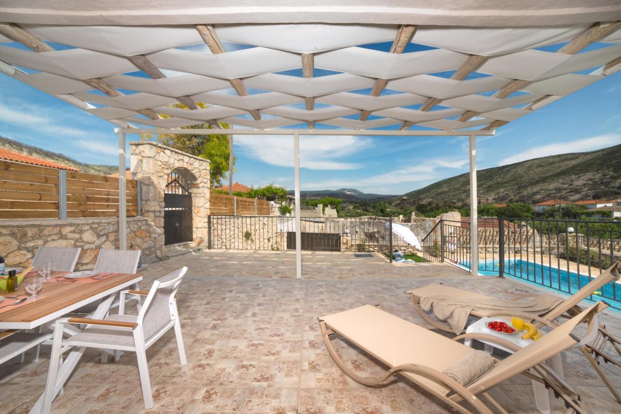 Villa Provenza Anafonítria Eksteriør billede
