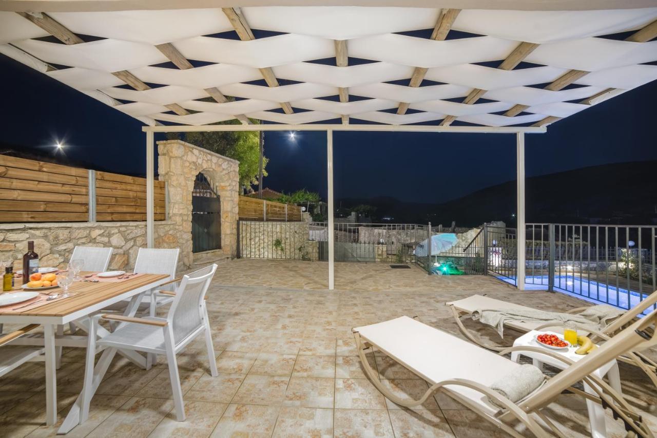 Villa Provenza Anafonítria Eksteriør billede