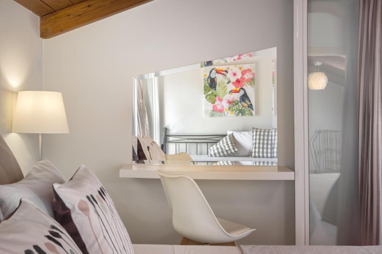 Villa Provenza Anafonítria Eksteriør billede